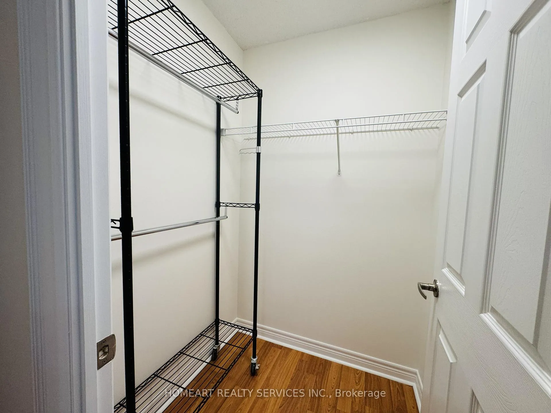 Photo 16 of Unit 216, 33 Cox Boulevard, Markham, Unionville — HOMEH