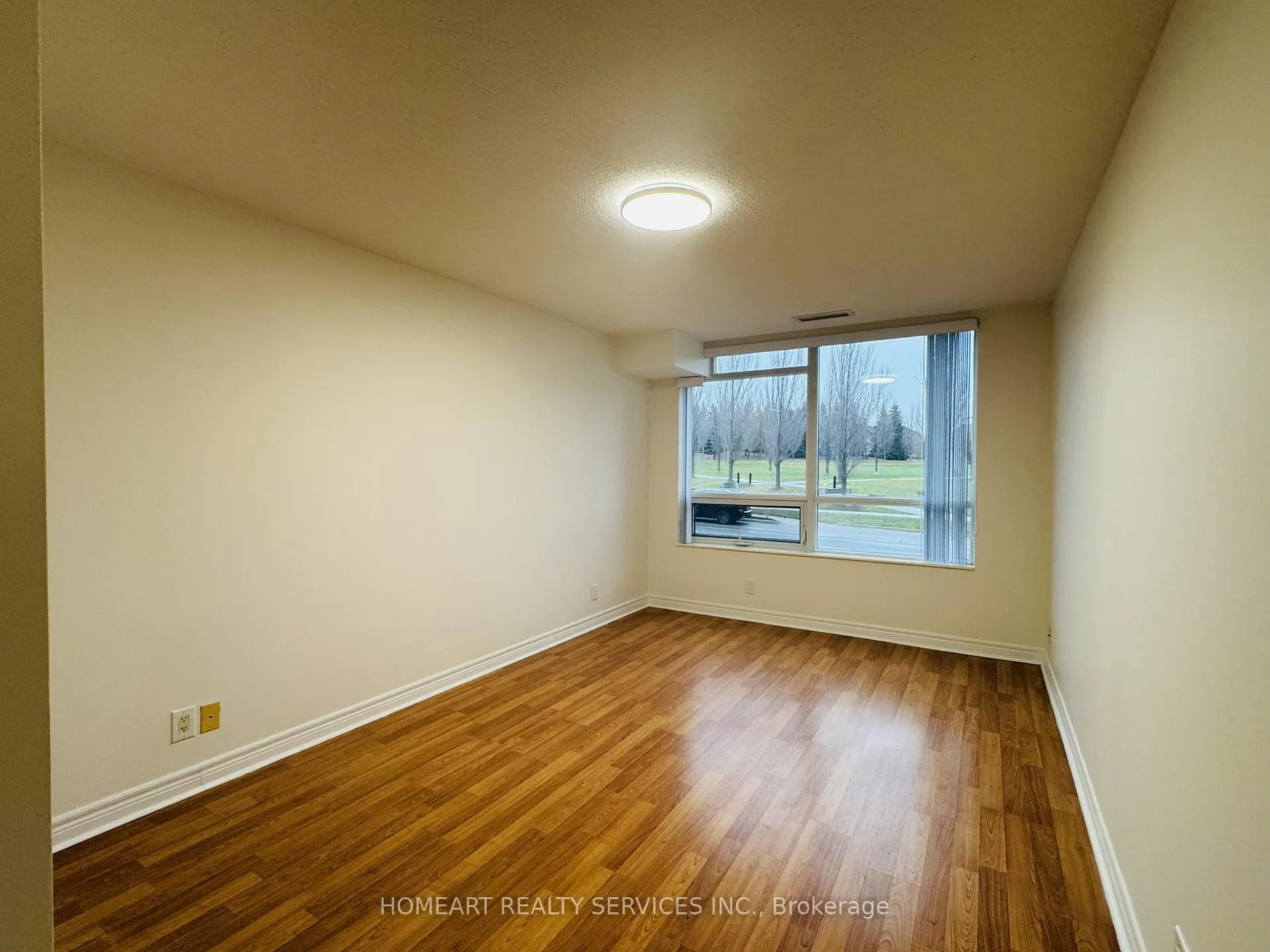 Photo 18 of Unit 216, 33 Cox Boulevard, Markham, Unionville — HOMEH