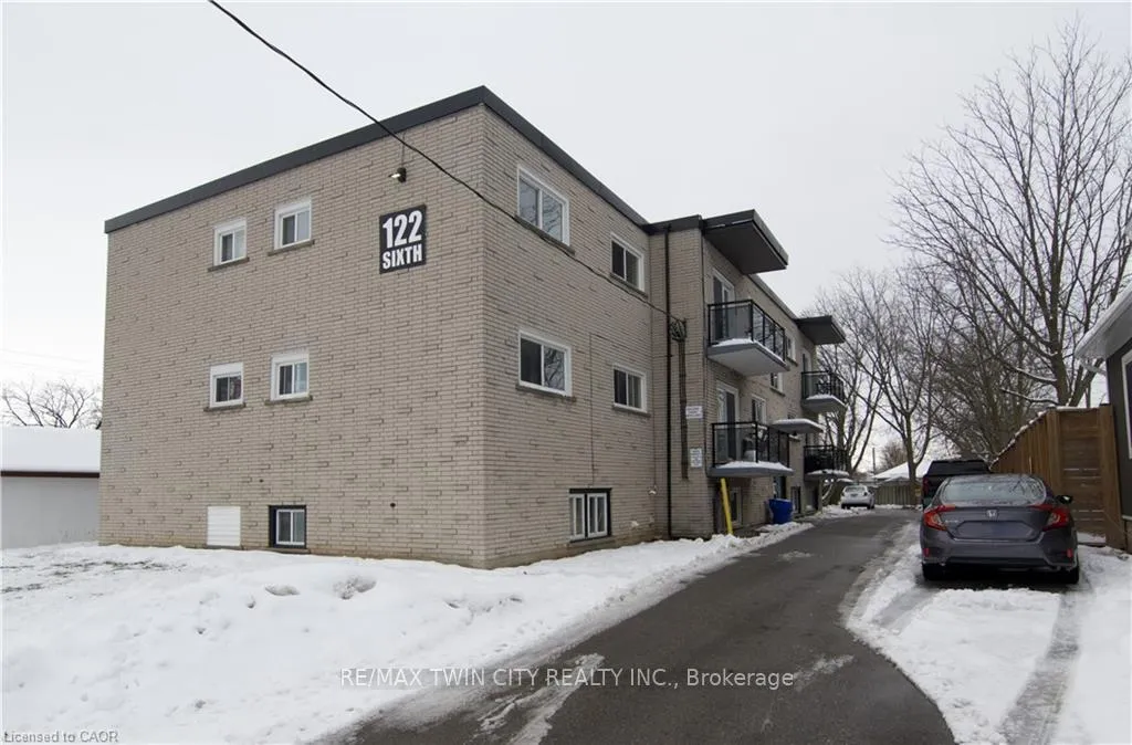 Photo 1 of Unit 304, 122 Sixth Avenue, Kitchener — HOMEH