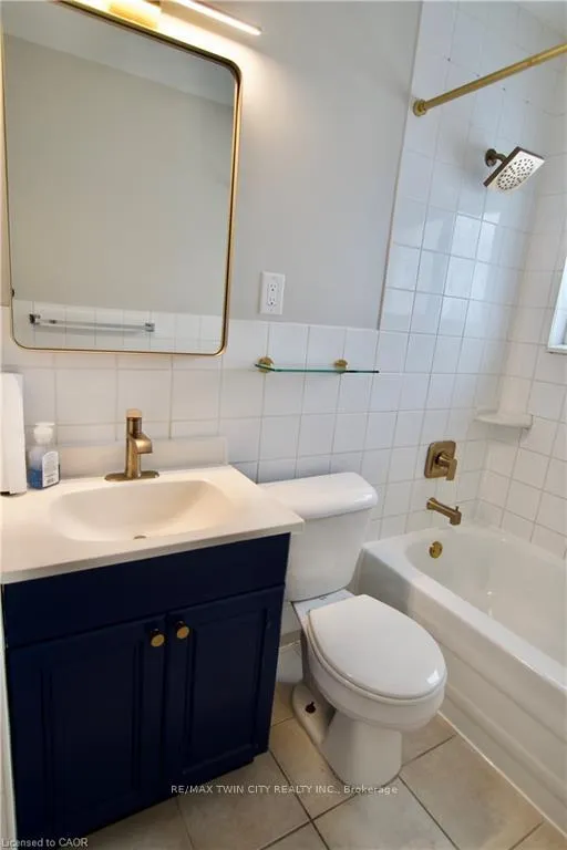 Photo 16 of Unit 304, 122 Sixth Avenue, Kitchener — HOMEH