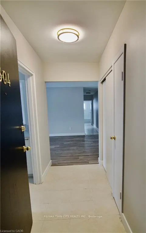 Photo 17 of Unit 304, 122 Sixth Avenue, Kitchener — HOMEH