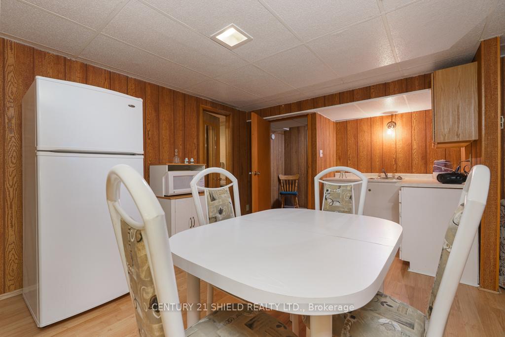 Photo 17 of 105 Athlone Drive, Cornwall — HOMEH