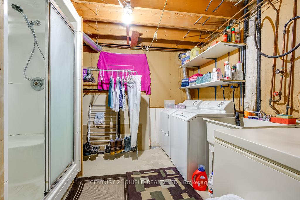 Photo 21 of 105 Athlone Drive, Cornwall — HOMEH