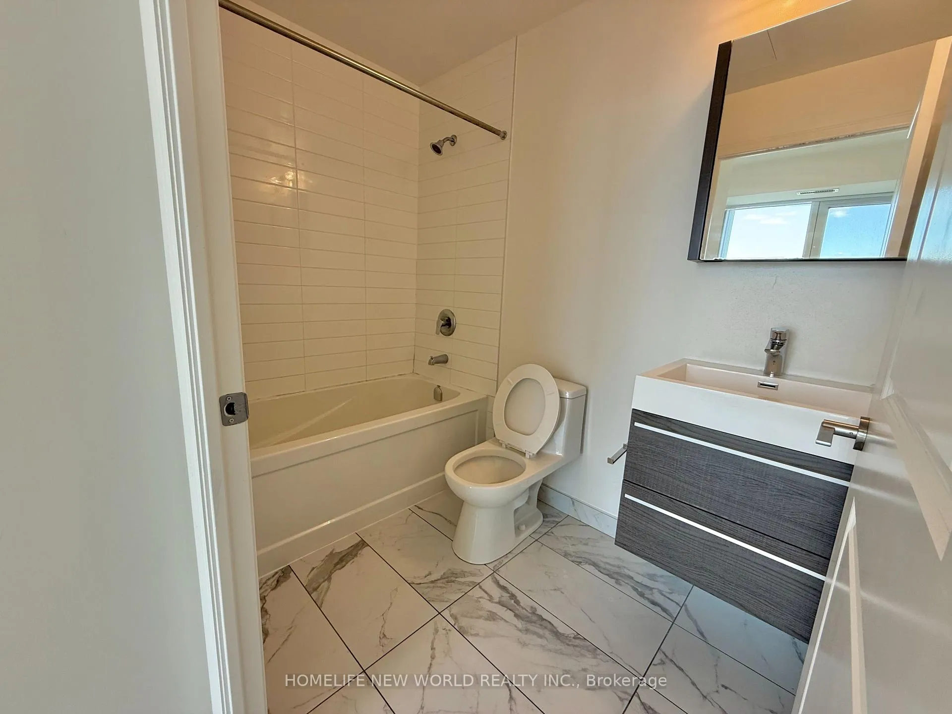 Photo 15 of Unit 803B, 8 Rouge Valley Drive W, Markham, Unionville — HOMEH