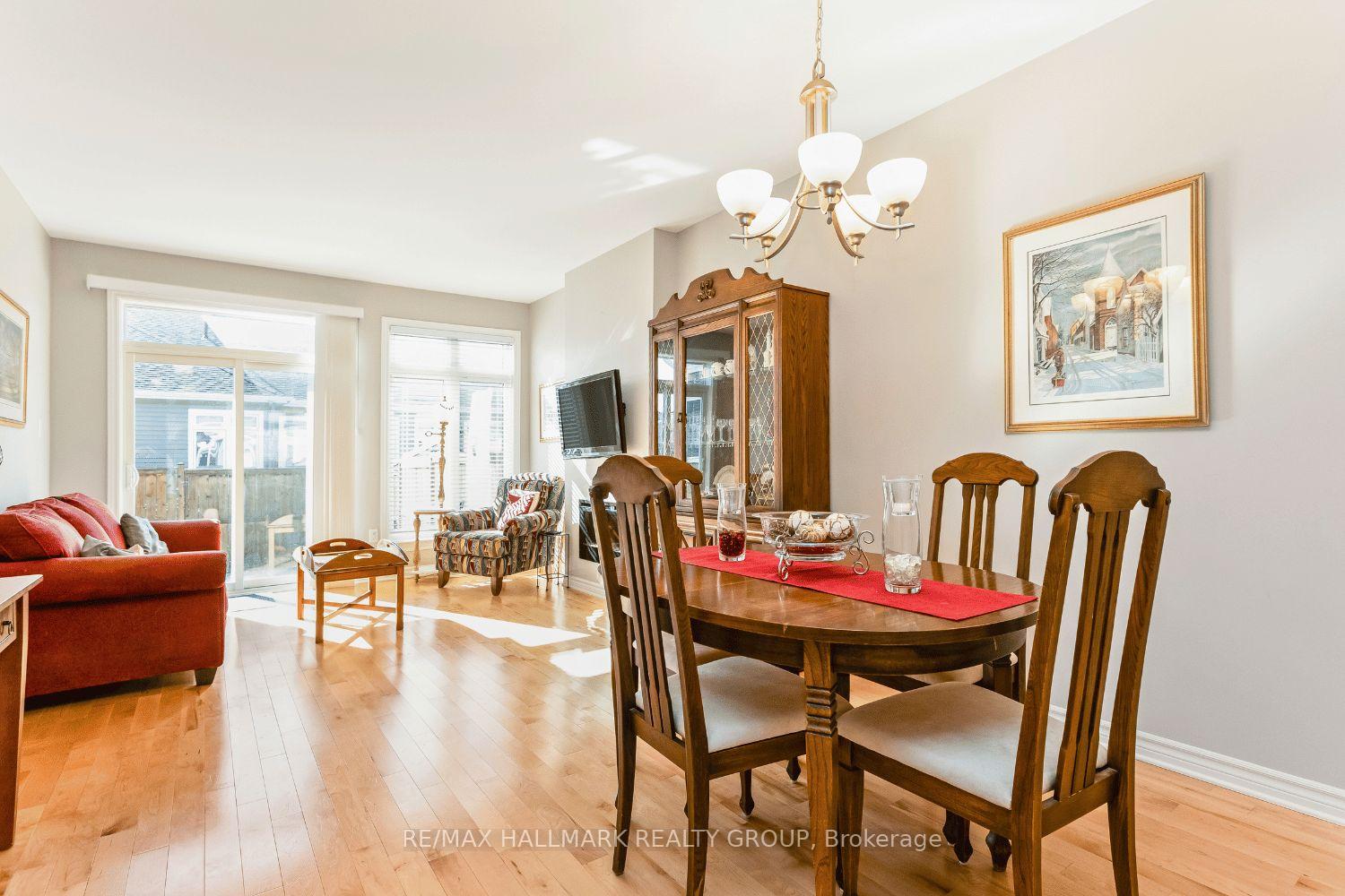 Photo 12 of 520 Silverbell Crescent, Ottawa, Blossom Park/Kemp Park/Findlay Creek — HOMEH