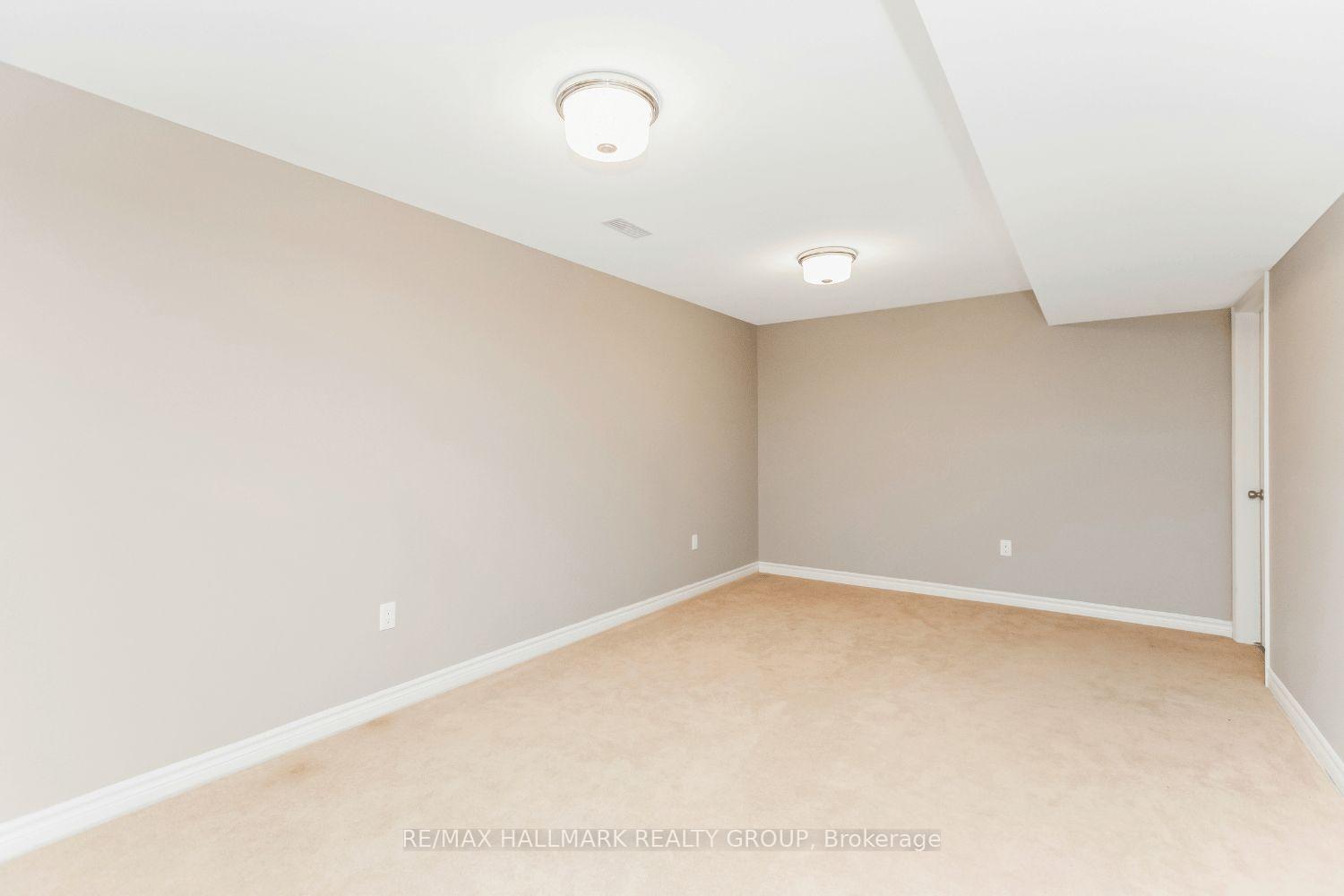 Photo 25 of 520 Silverbell Crescent, Ottawa, Blossom Park/Kemp Park/Findlay Creek — HOMEH