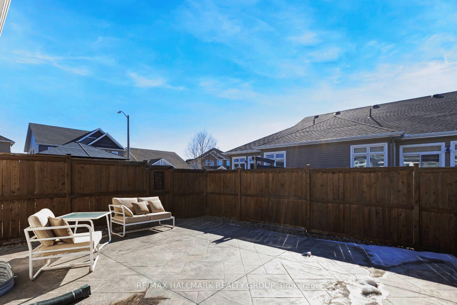 Photo 33 of 520 Silverbell Crescent, Ottawa, Blossom Park/Kemp Park/Findlay Creek — HOMEH