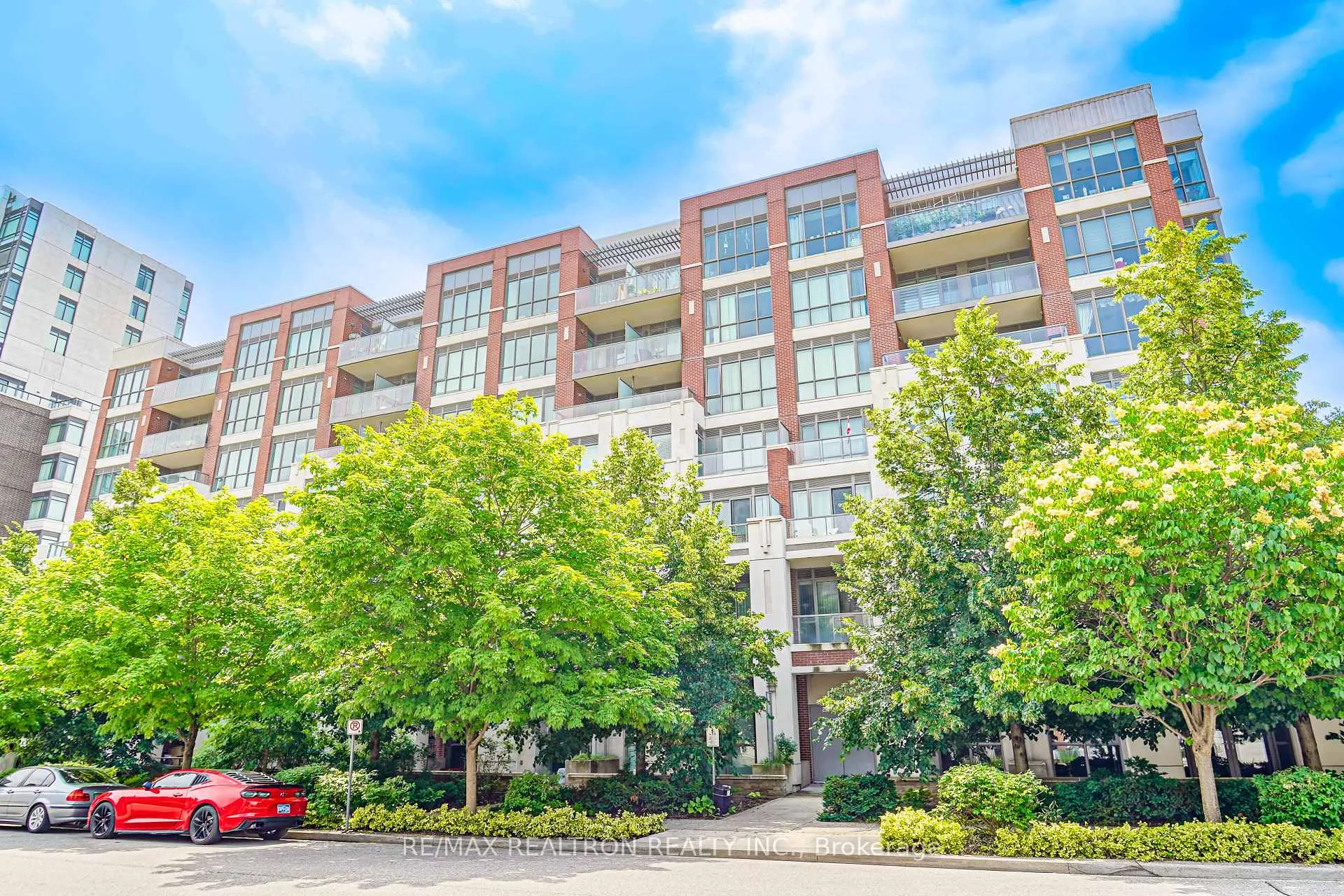 Photo 1 of Unit 609, 57 Upper Duke Crescent, Markham, Unionville — HOMEH