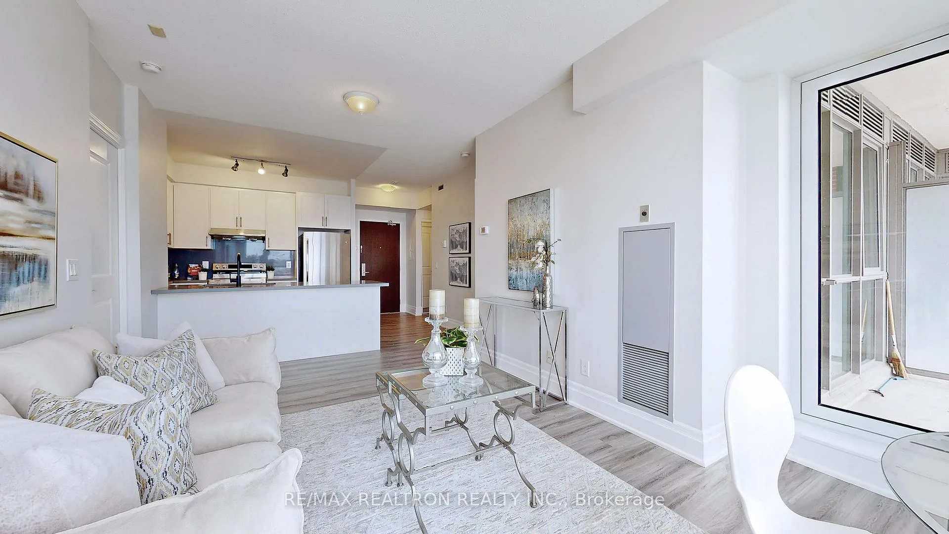 Photo 14 of Unit 609, 57 Upper Duke Crescent, Markham, Unionville — HOMEH