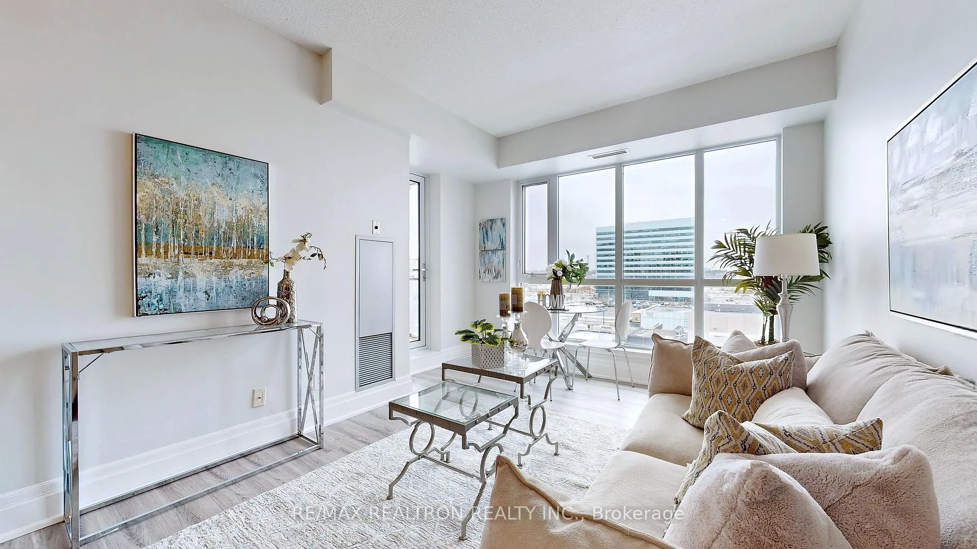 Photo 18 of Unit 609, 57 Upper Duke Crescent, Markham, Unionville — HOMEH