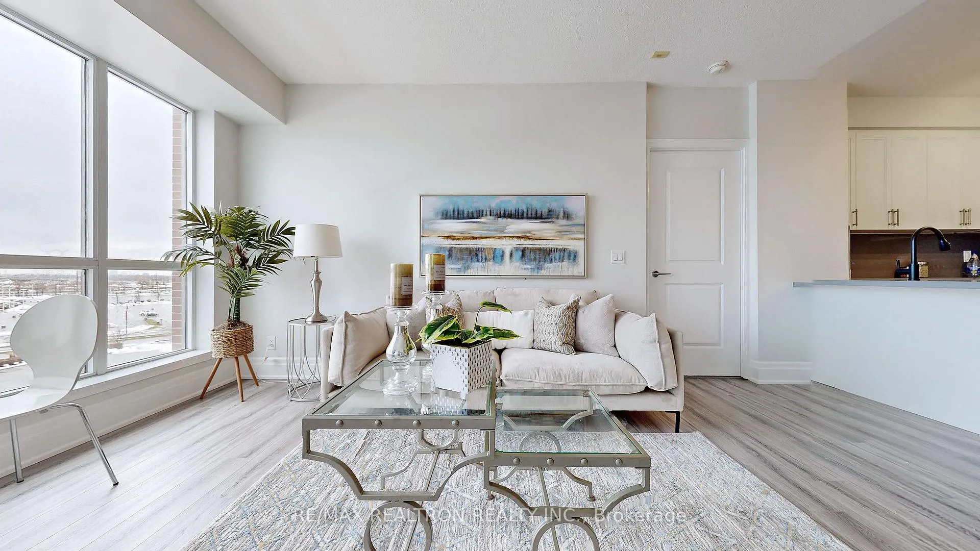 Photo 19 of Unit 609, 57 Upper Duke Crescent, Markham, Unionville — HOMEH