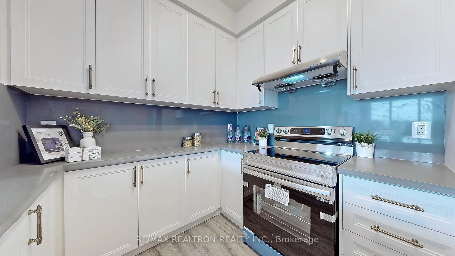 Photo 22 of Unit 609, 57 Upper Duke Crescent, Markham, Unionville — HOMEH