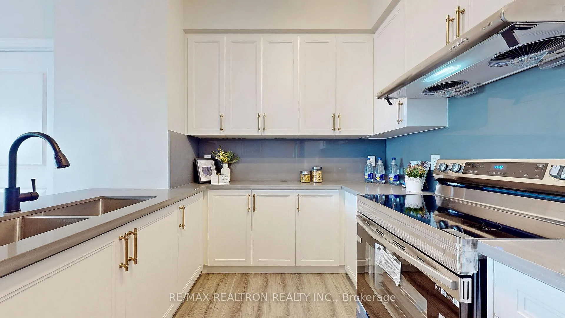 Photo 23 of Unit 609, 57 Upper Duke Crescent, Markham, Unionville — HOMEH