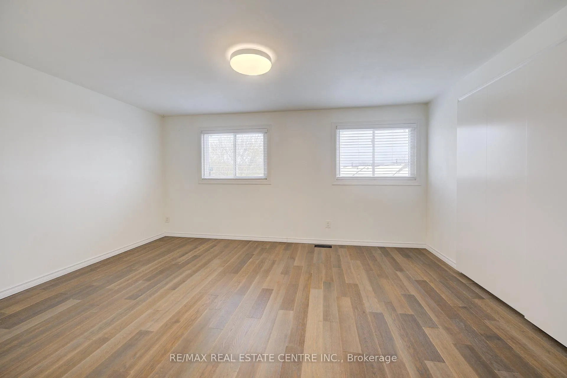 Photo 22 of Unit 68, 1115 Paramount Drive, Hamilton, Stoney Creek — HOMEH
