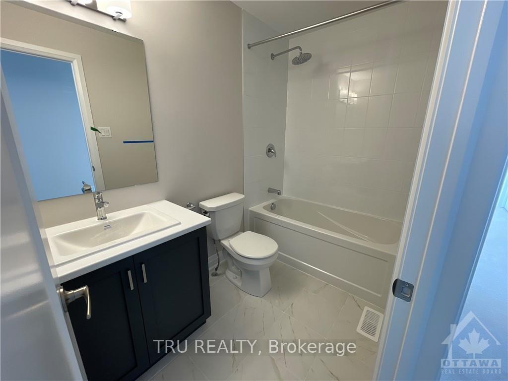 Photo 8 of 312 Appalachian Circle, Ottawa, Barrhaven - Half Moon Bay — HOMEH