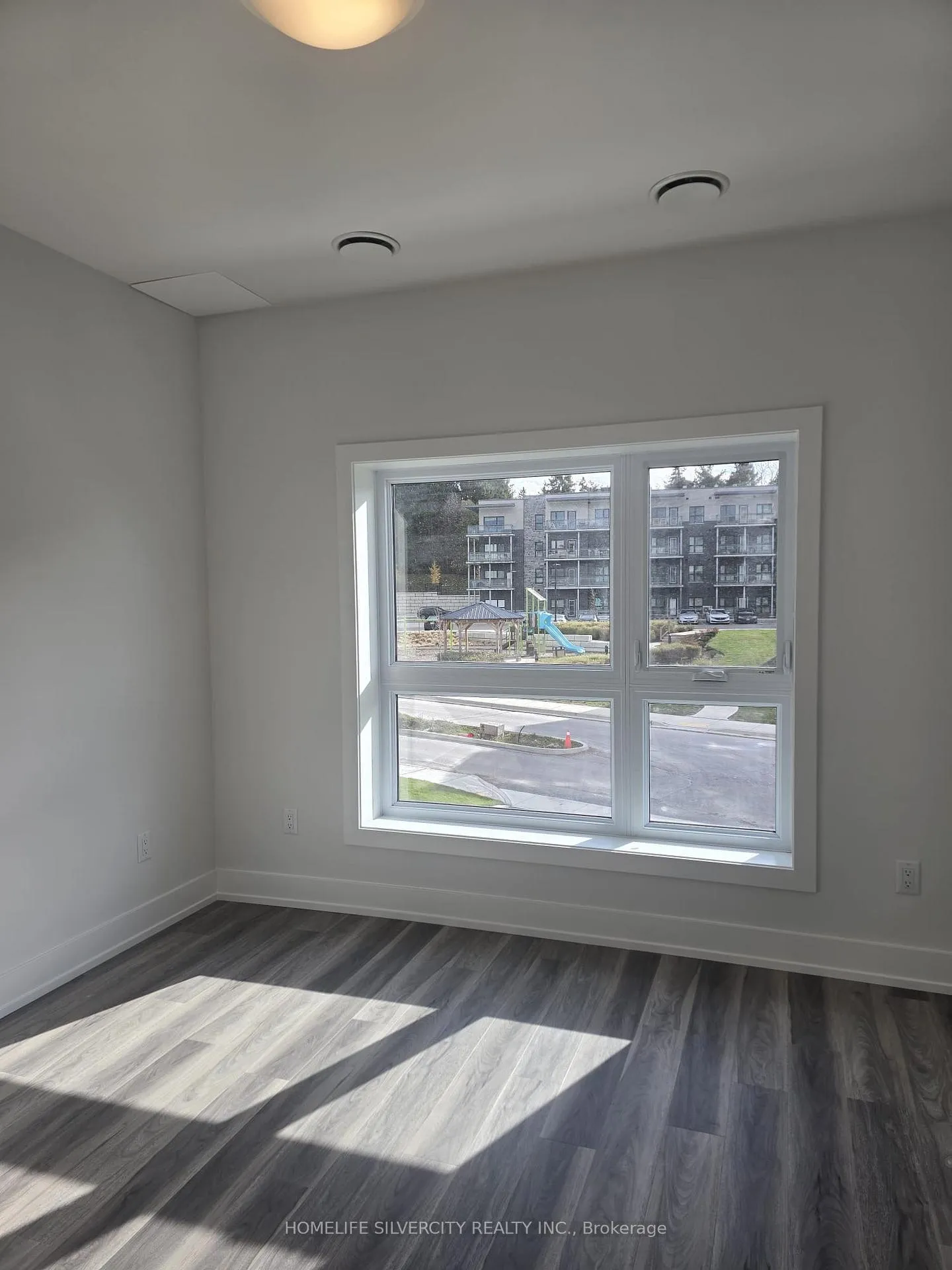 Photo 5 of Unit 208, 1100 Lackner Place, Kitchener — HOMEH
