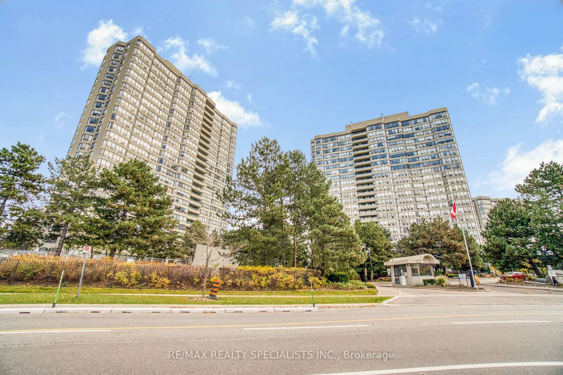 Photo 1 of Unit 2410, 22 Hanover Road, Brampton, Queen Street Corridor — HOMEH