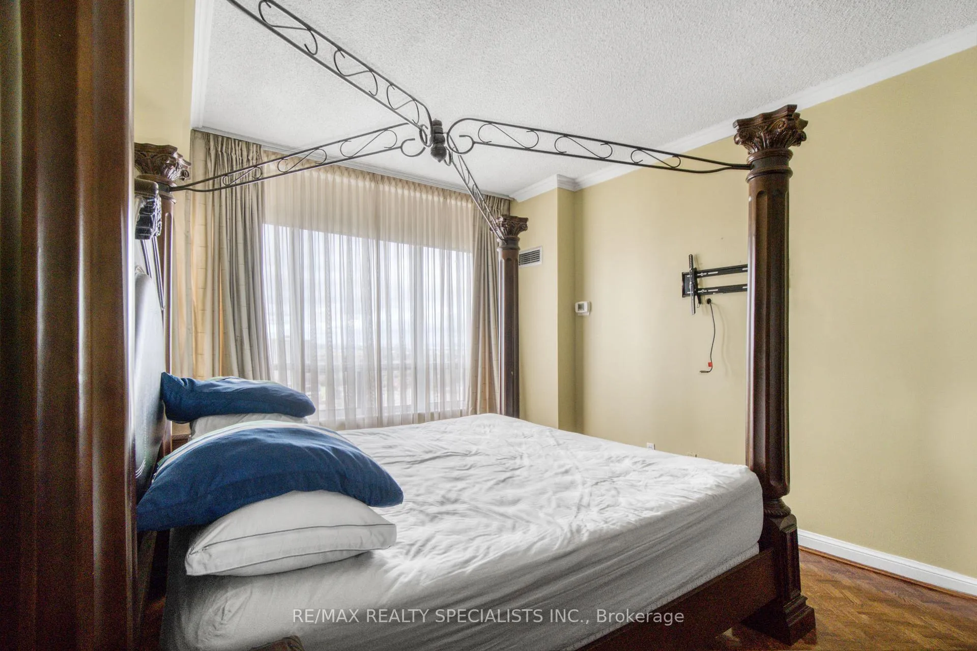 Photo 29 of Unit 2410, 22 Hanover Road, Brampton, Queen Street Corridor — HOMEH