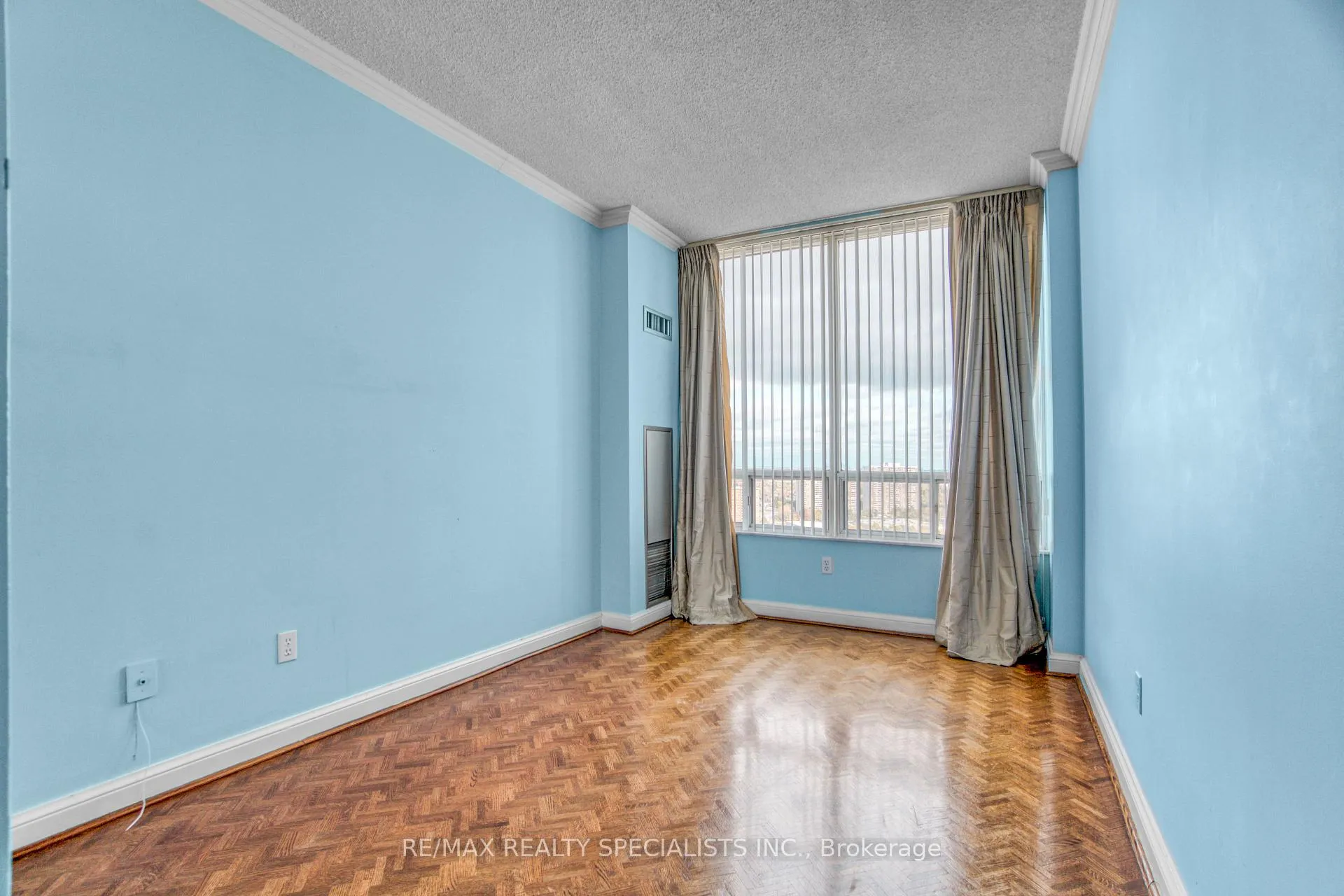 Photo 34 of Unit 2410, 22 Hanover Road, Brampton, Queen Street Corridor — HOMEH