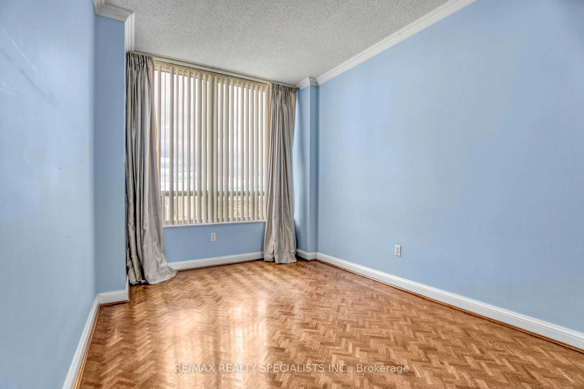Photo 35 of Unit 2410, 22 Hanover Road, Brampton, Queen Street Corridor — HOMEH