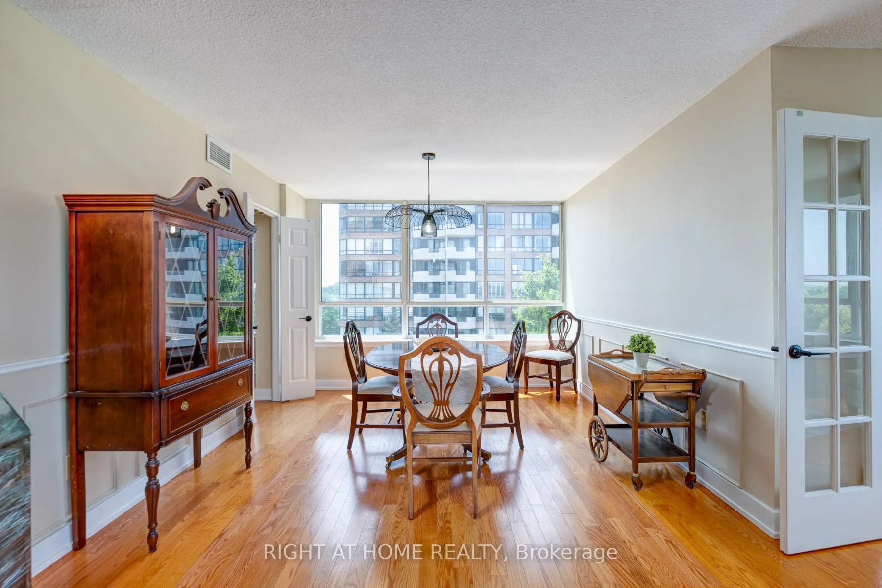 Photo 12 of Unit 624, 25 Austin Drive, Markham, Markville — HOMEH