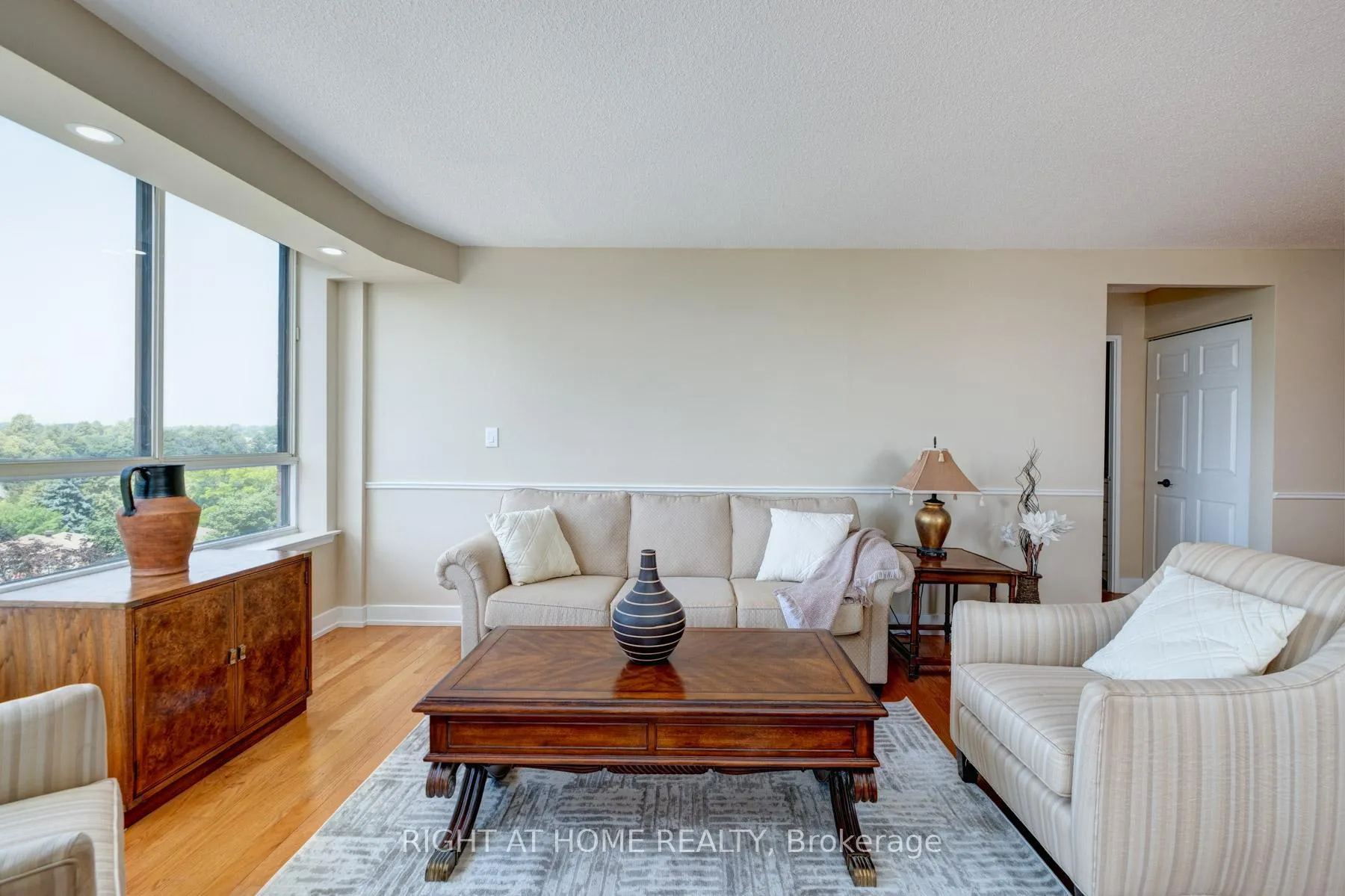 Photo 15 of Unit 624, 25 Austin Drive, Markham, Markville — HOMEH