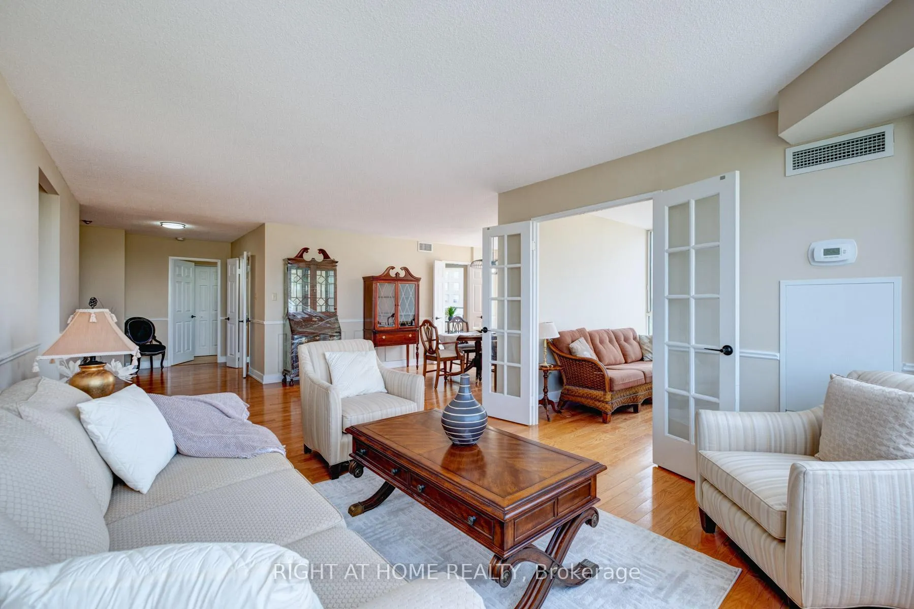 Photo 16 of Unit 624, 25 Austin Drive, Markham, Markville — HOMEH