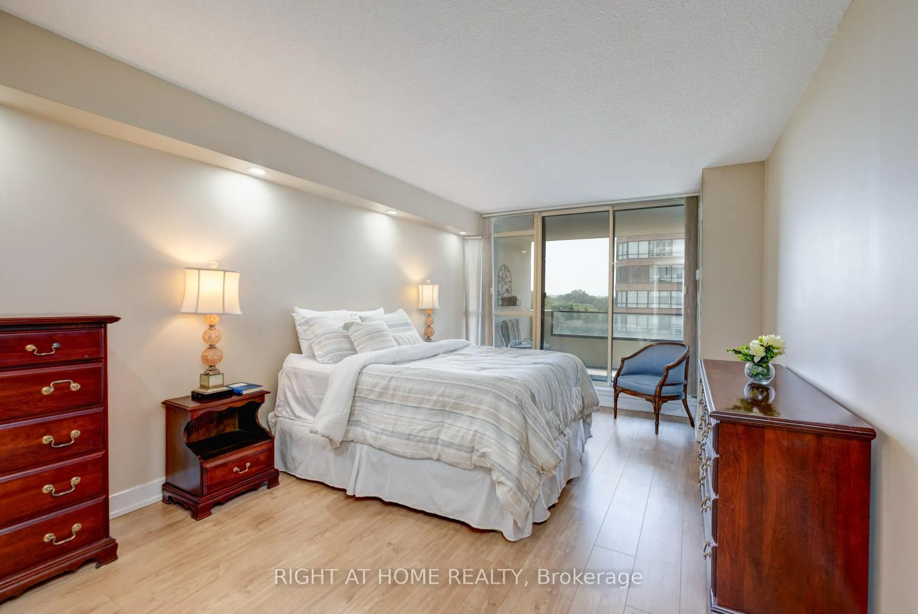Photo 24 of Unit 624, 25 Austin Drive, Markham, Markville — HOMEH