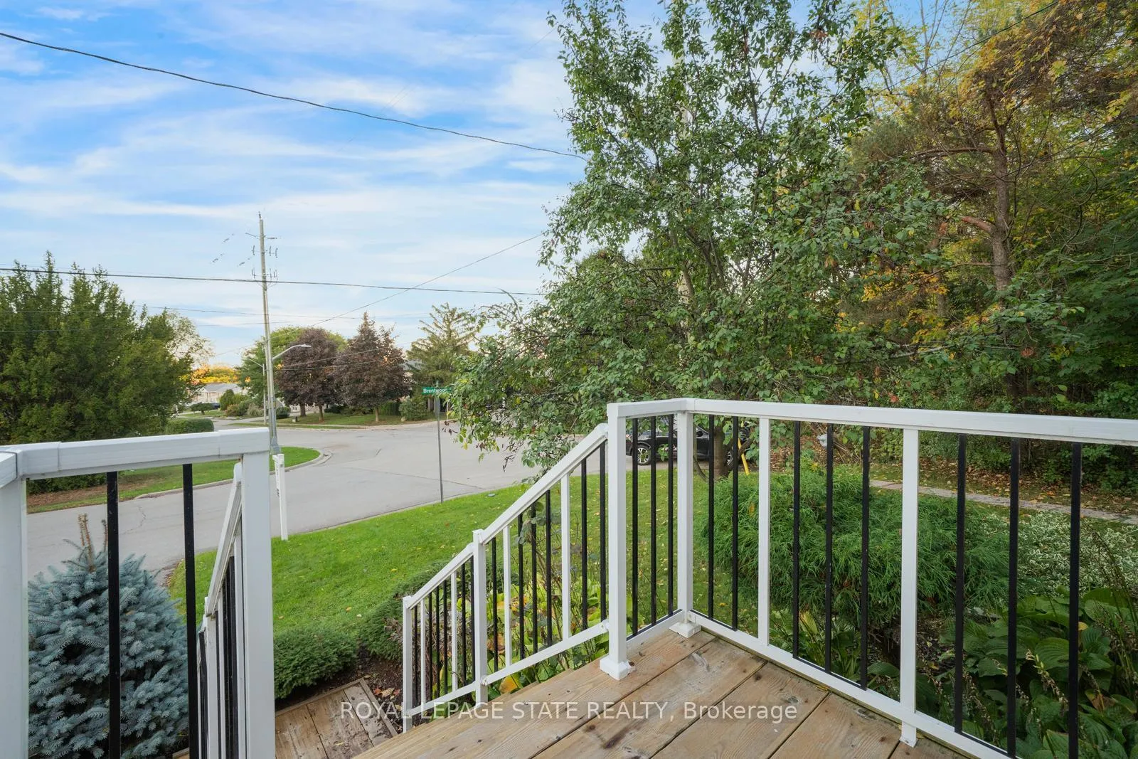 Photo 14 of 62 brentwood Drive, Hamilton, Stoney Creek — HOMEH