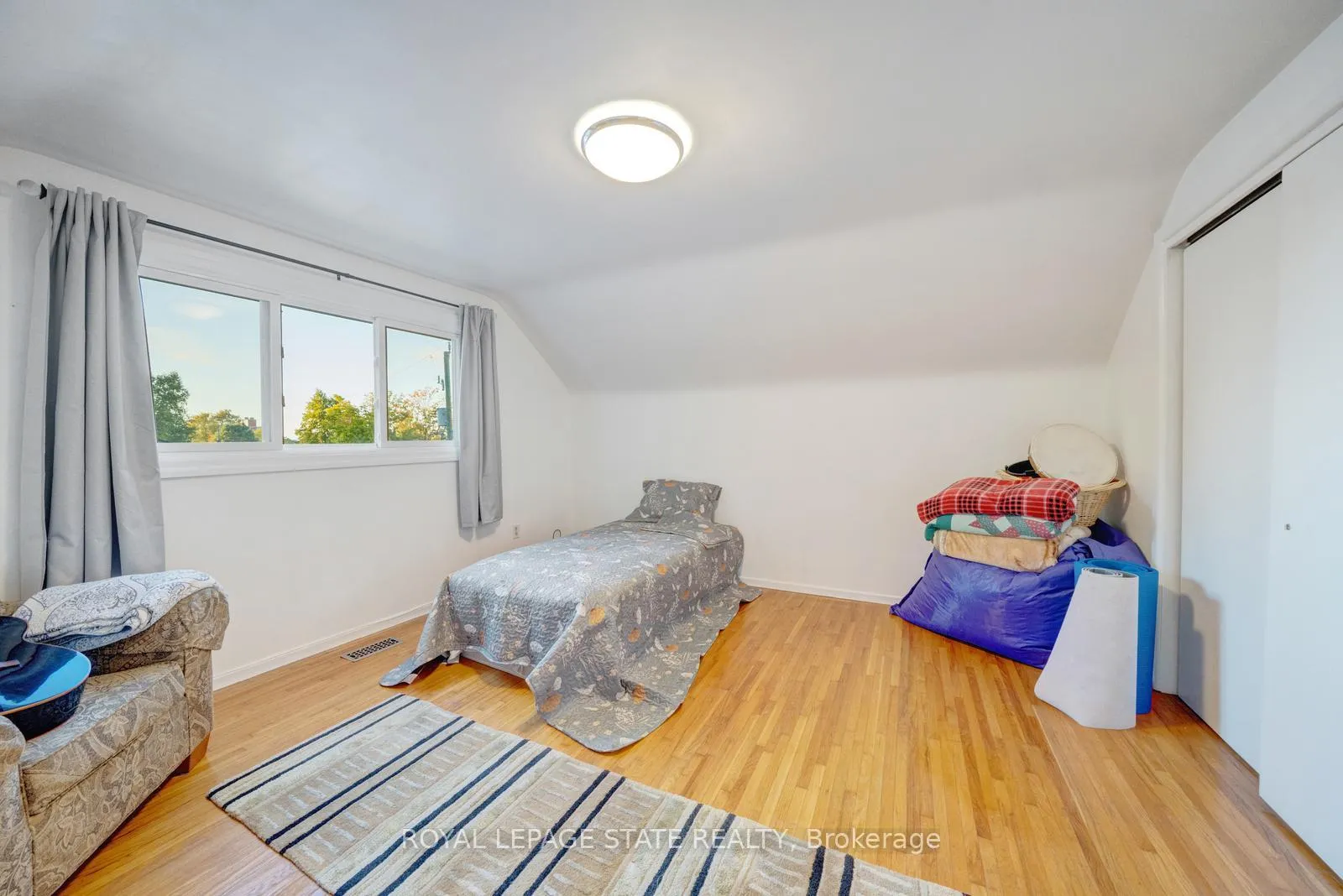 Photo 27 of 62 brentwood Drive, Hamilton, Stoney Creek — HOMEH