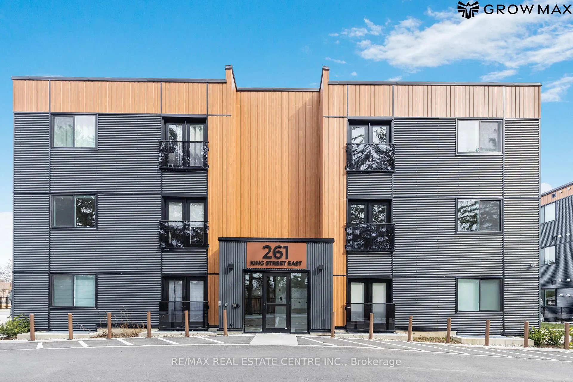 Photo 3 of Unit 202-2B, 261 King Street, Hamilton, Stoney Creek — HOMEH