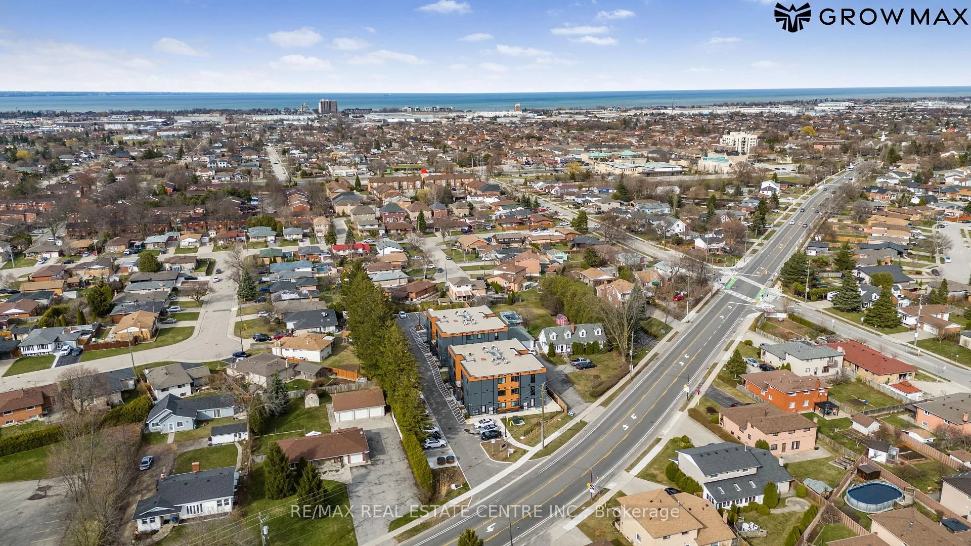 Photo 4 of Unit 202-2B, 261 King Street, Hamilton, Stoney Creek — HOMEH