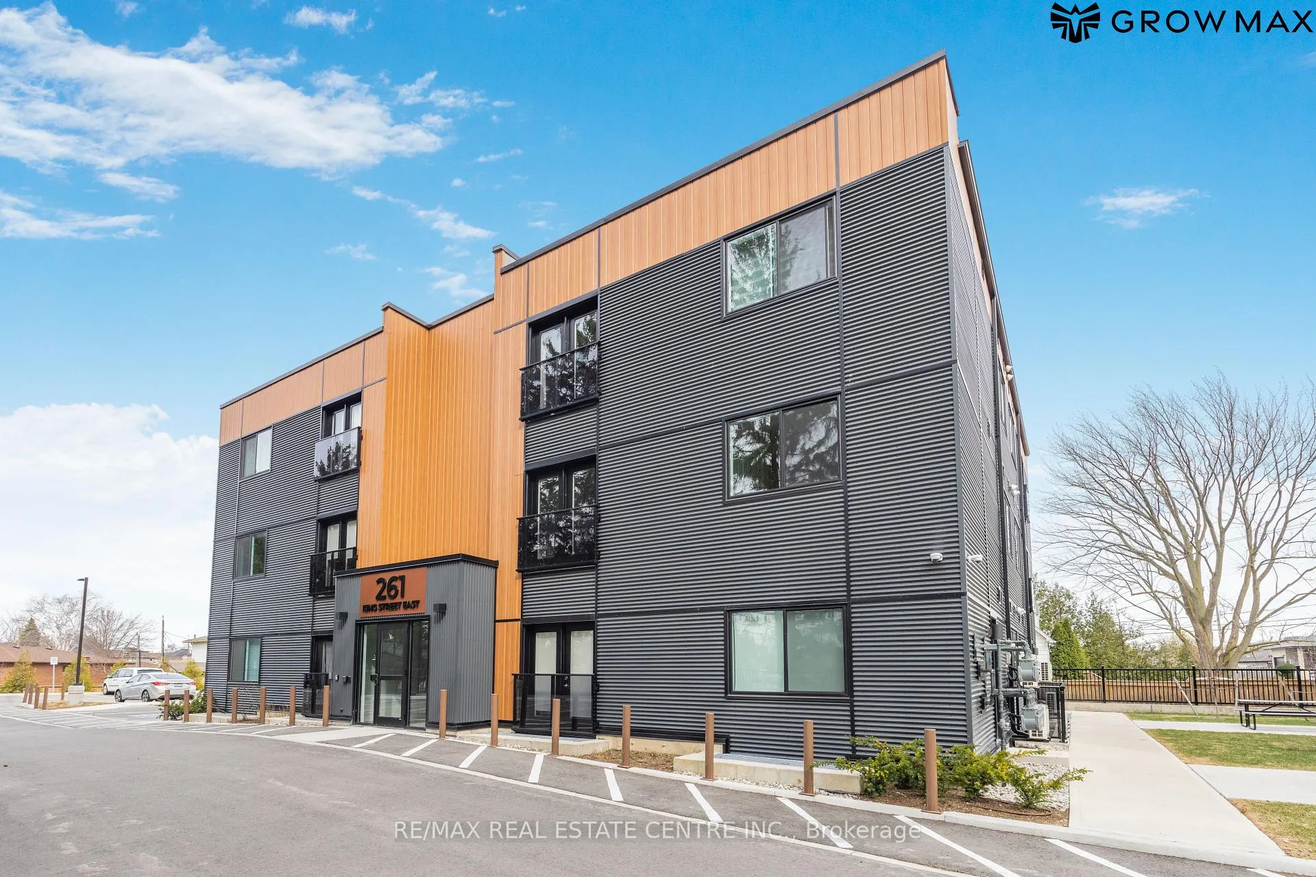 Photo 6 of Unit 202-2B, 261 King Street, Hamilton, Stoney Creek — HOMEH