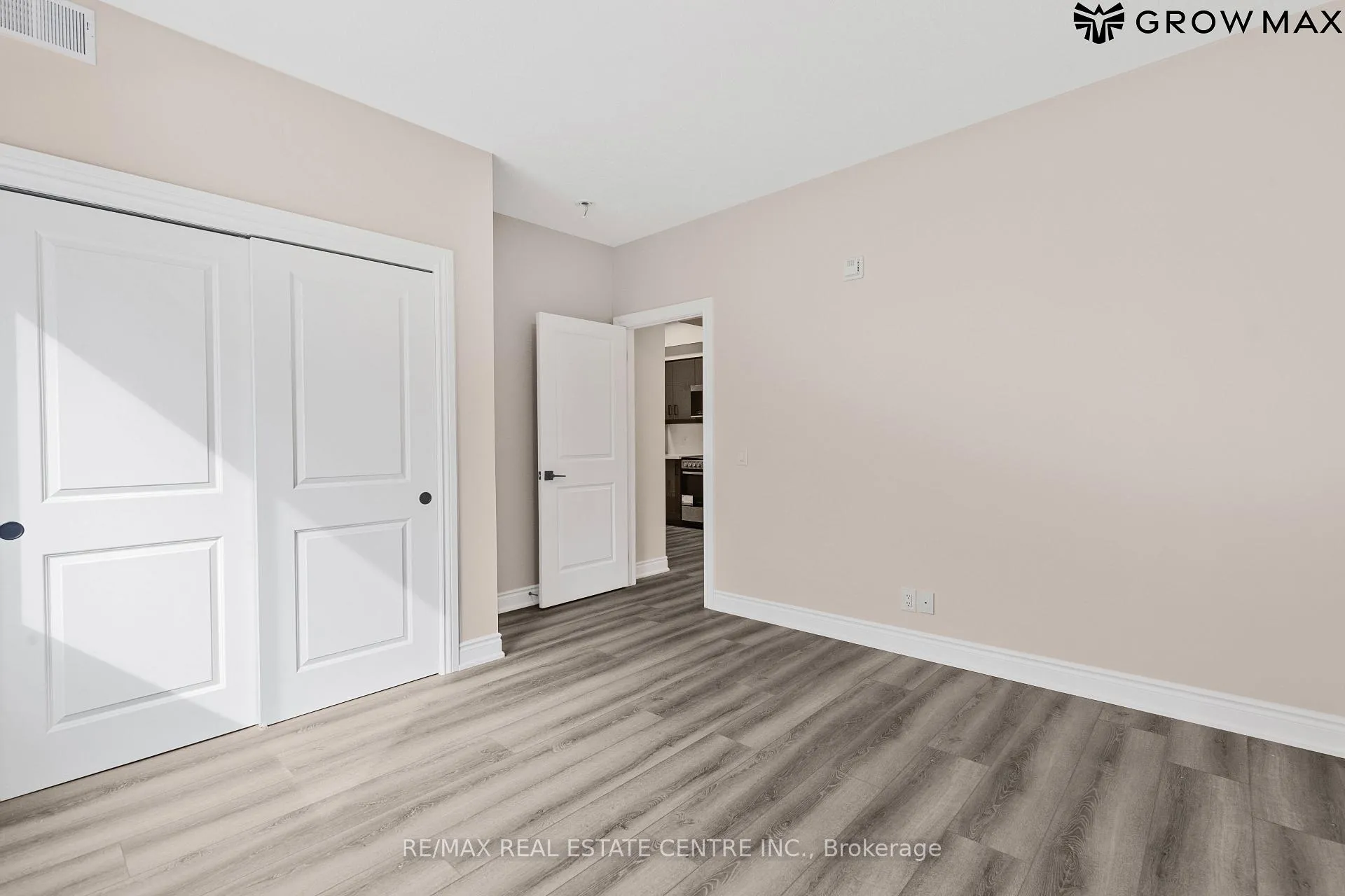 Photo 20 of Unit 202-2B, 261 King Street, Hamilton, Stoney Creek — HOMEH