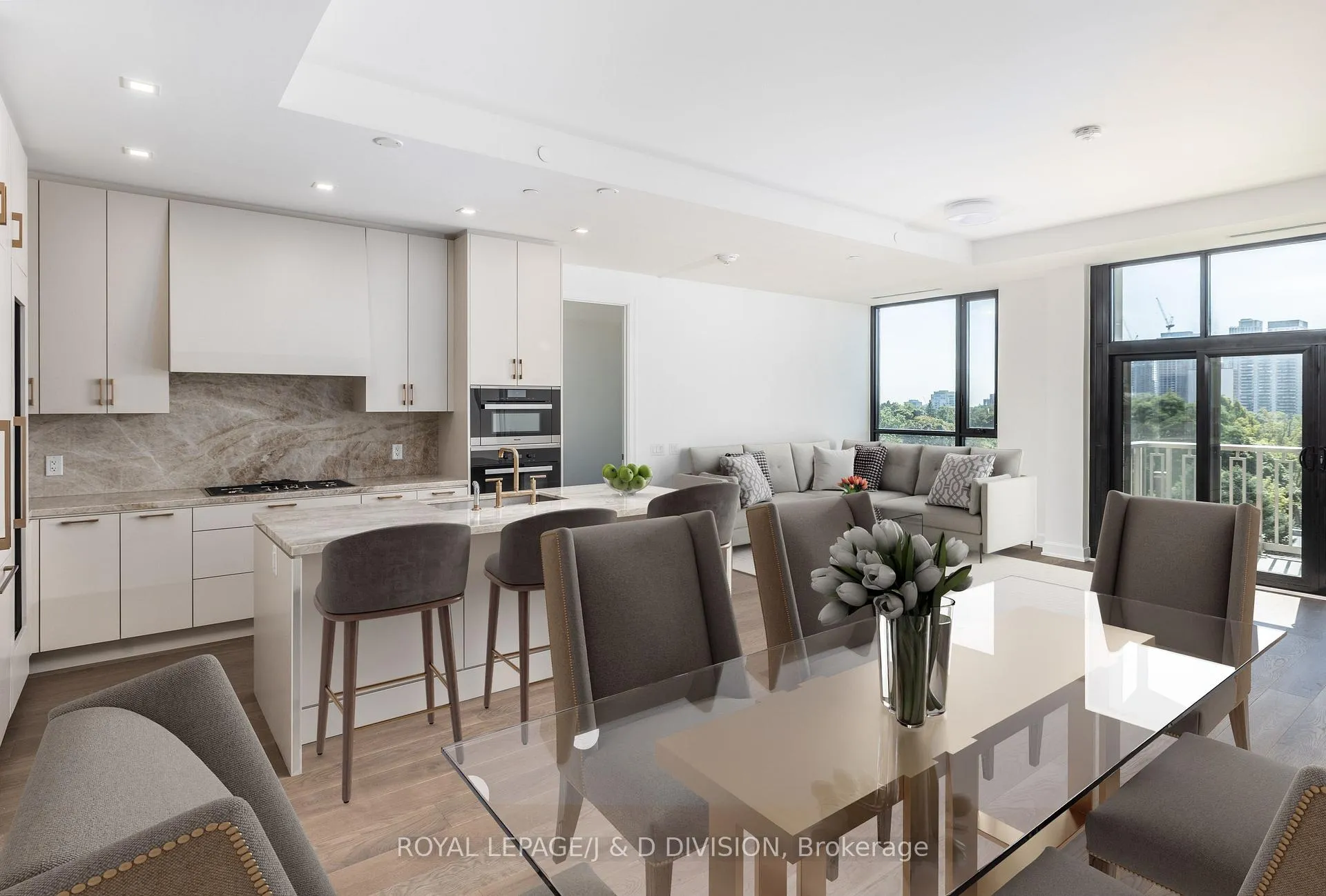 Photo 5 of Unit 805, 1 Strathgowan Avenue, Toronto, Lawrence Park South — HOMEH