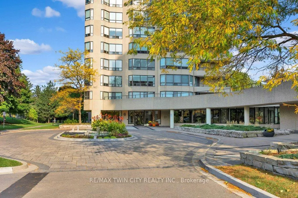 Photo 29 of Unit 1704, 6 Willow Street, Waterloo — HOMEH