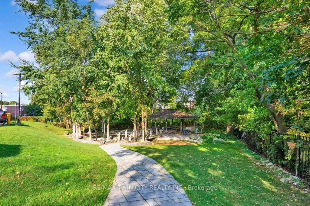 Photo 33 of Unit 1704, 6 Willow Street, Waterloo — HOMEH