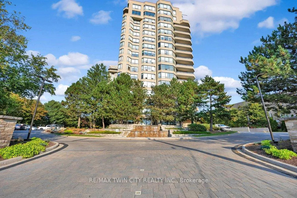 Photo 34 of Unit 1704, 6 Willow Street, Waterloo — HOMEH