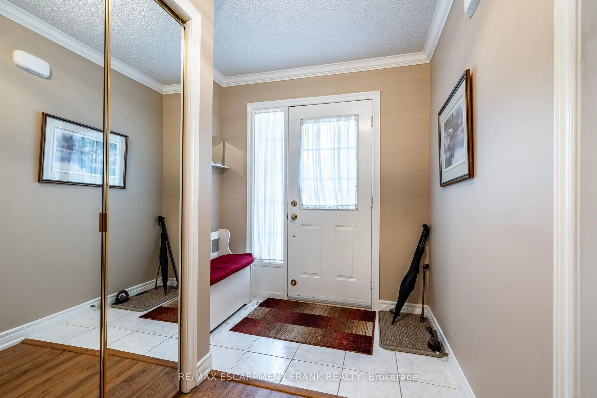 Photo 2 of Unit 23, 810 Golf Links Road, Hamilton, Meadowlands — HOMEH