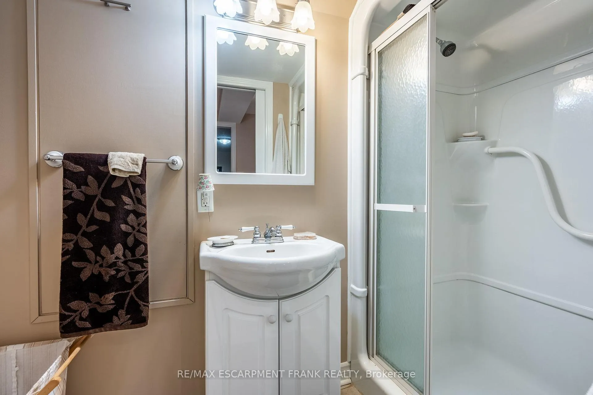 Photo 39 of Unit 23, 810 Golf Links Road, Hamilton, Meadowlands — HOMEH