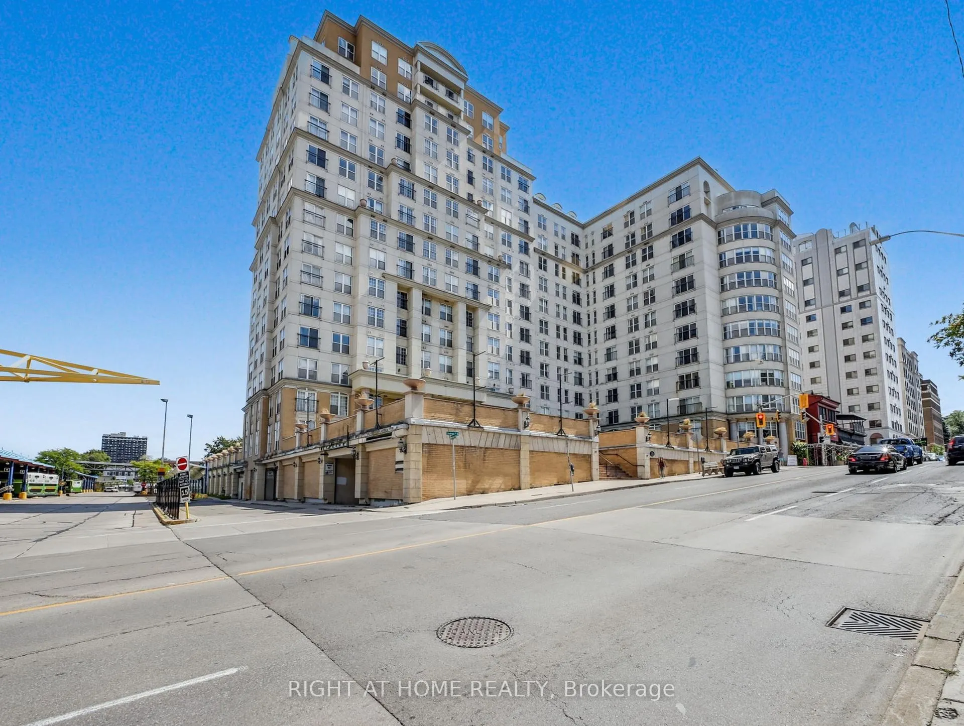Photo 2 of Unit 311, 135 James Street, Hamilton, Corktown — HOMEH
