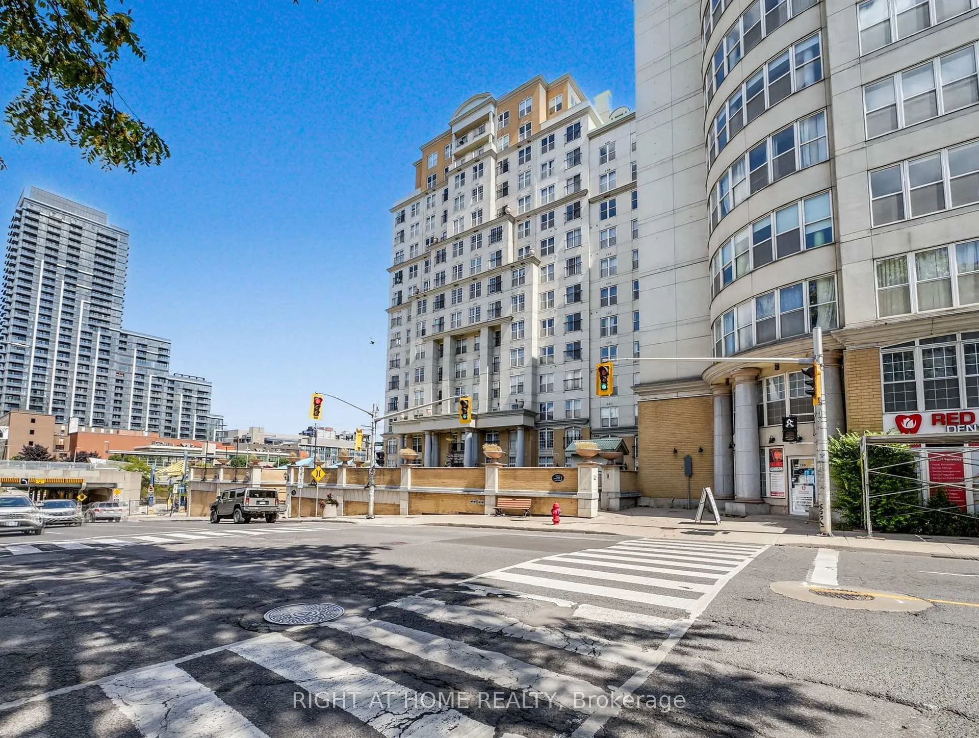 Photo 3 of Unit 311, 135 James Street, Hamilton, Corktown — HOMEH