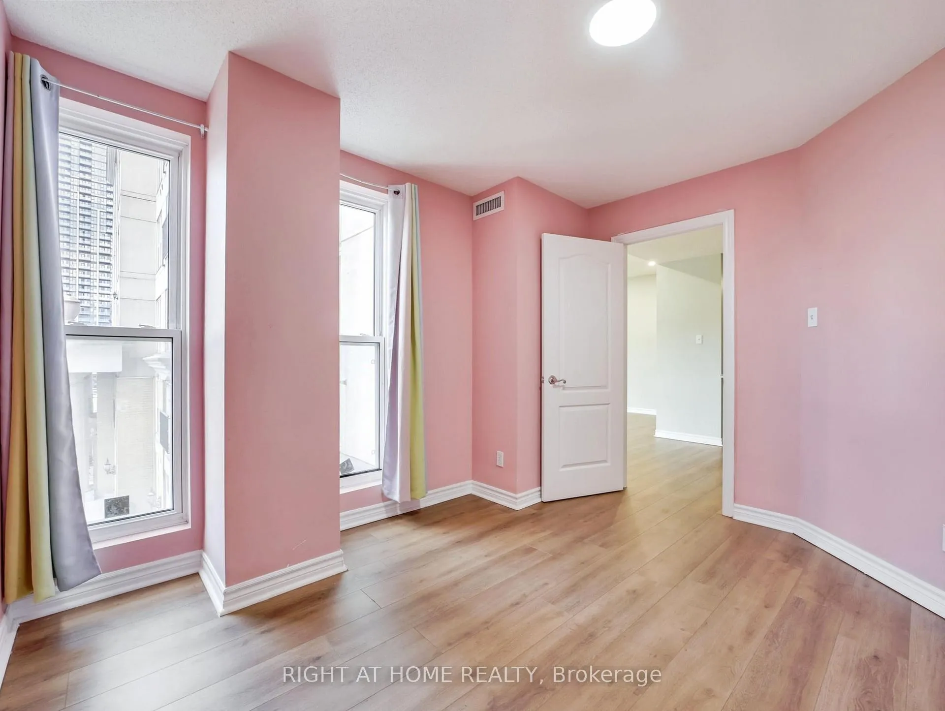 Photo 26 of Unit 311, 135 James Street, Hamilton, Corktown — HOMEH