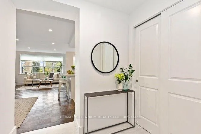 Photo 4 of Unit 103, 2 Ridelle Avenue, Toronto, Forest Hill North — HOMEH