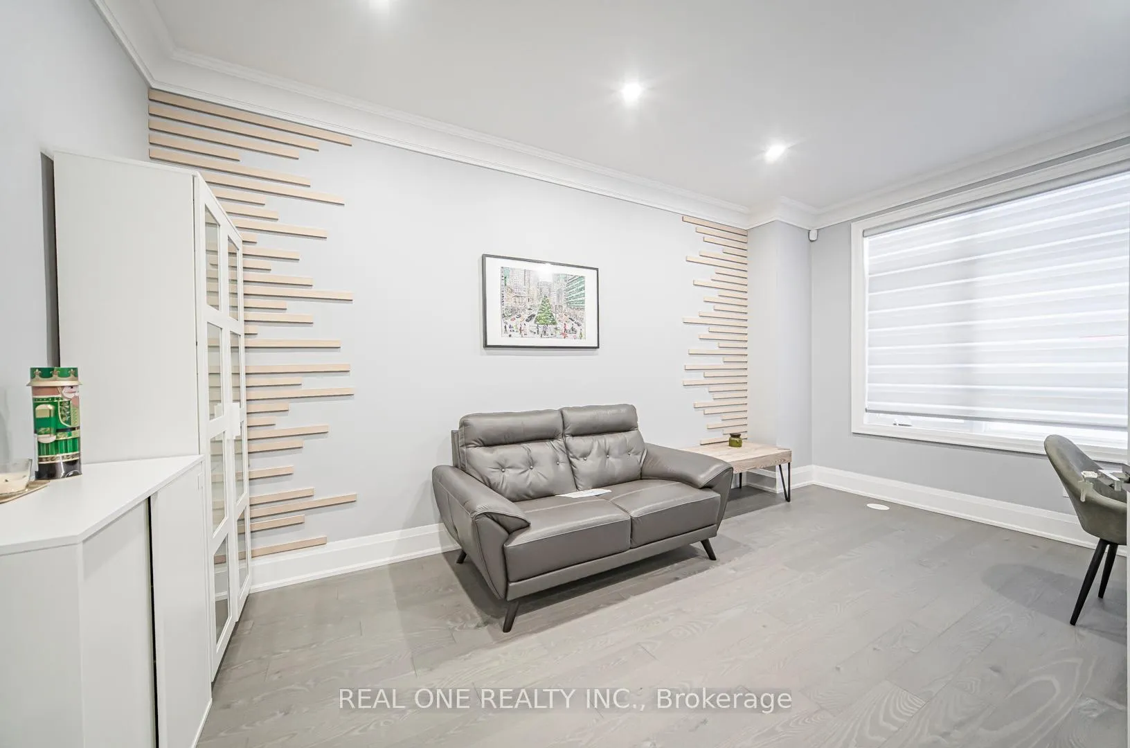 Photo 4 of 52 Saddlecreek Drive, Markham, Commerce Valley — HOMEH