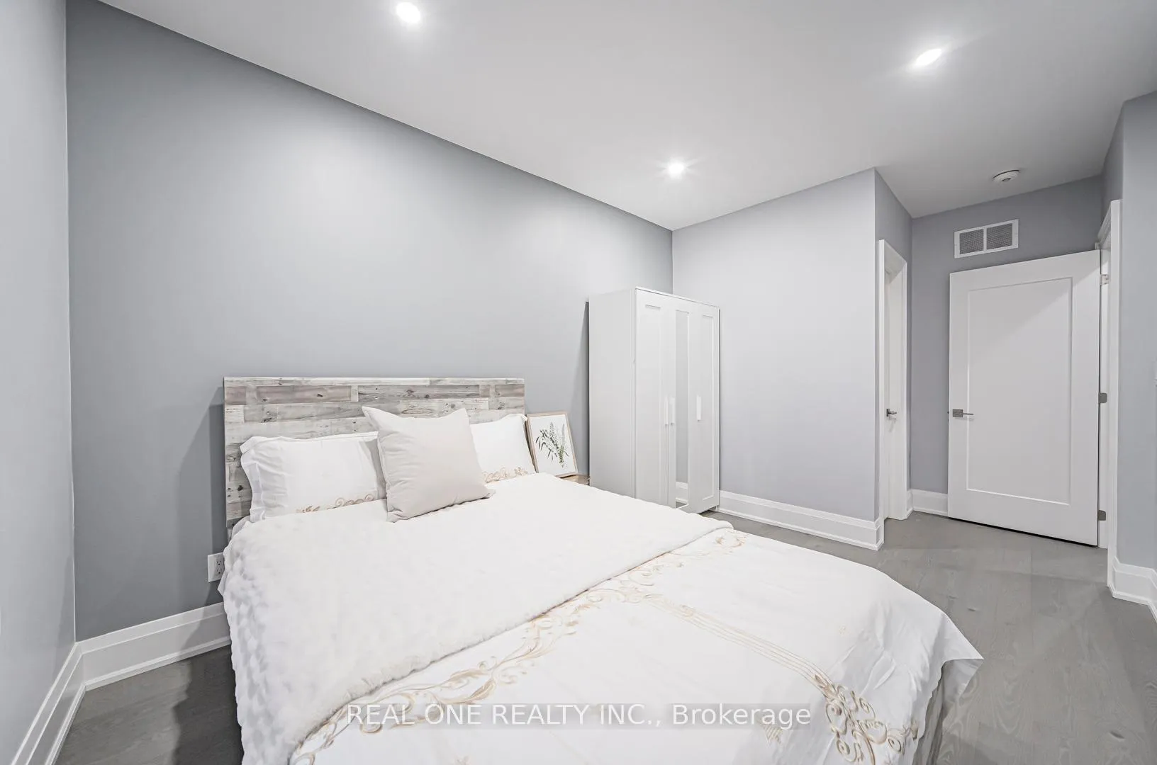 Photo 36 of 52 Saddlecreek Drive, Markham, Commerce Valley — HOMEH