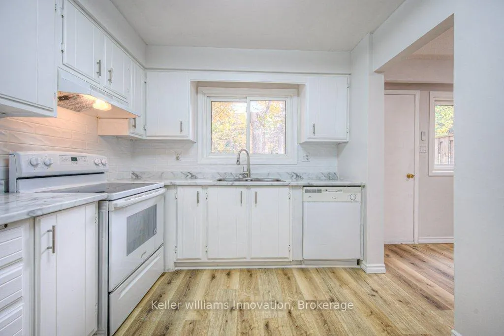 Photo 8 of Unit 9, 206 Green Valley Drive, Kitchener — HOMEH