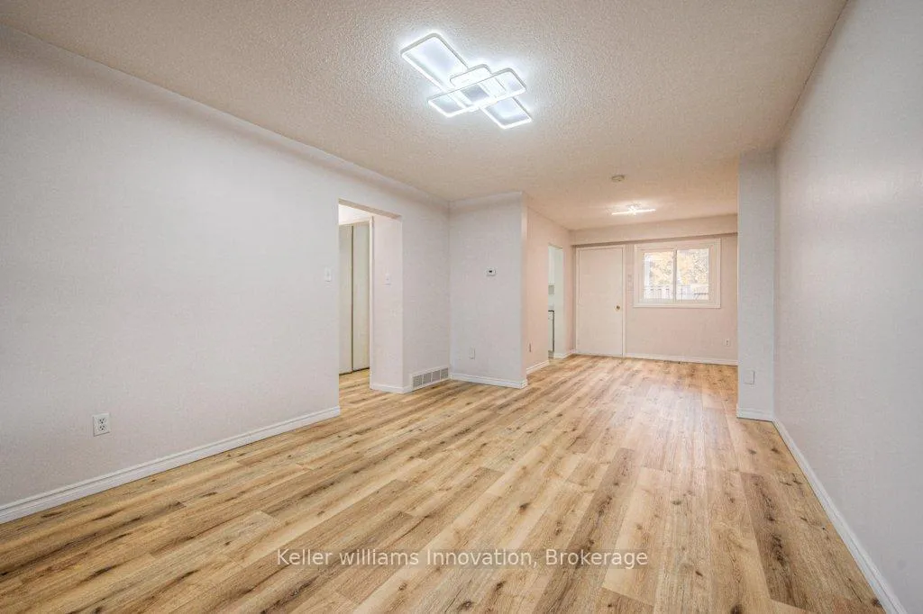 Photo 17 of Unit 9, 206 Green Valley Drive, Kitchener — HOMEH