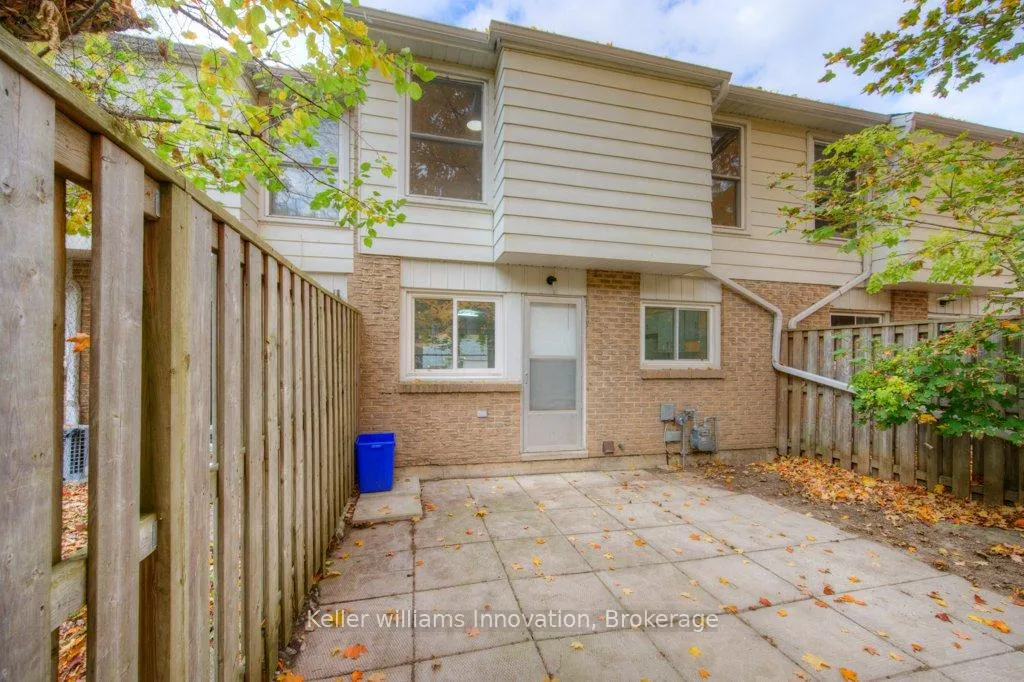 Photo 31 of Unit 9, 206 Green Valley Drive, Kitchener — HOMEH
