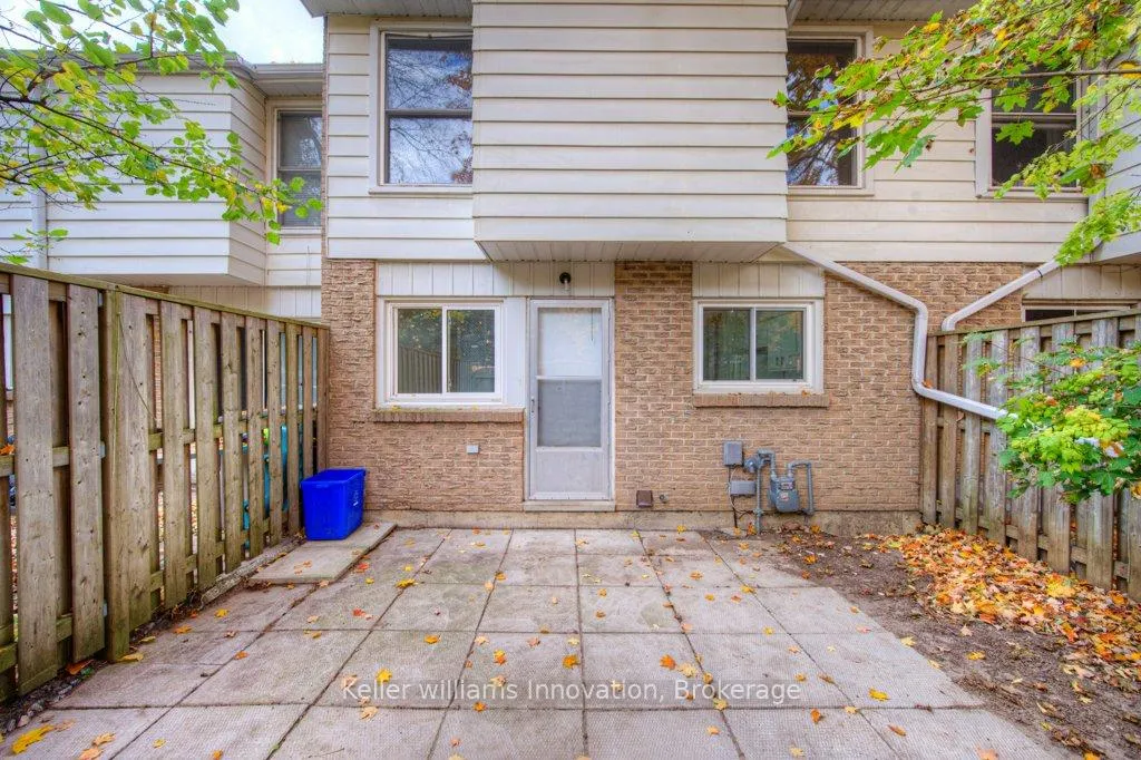 Photo 33 of Unit 9, 206 Green Valley Drive, Kitchener — HOMEH